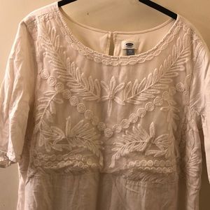 Old Navy cream linen dress with lace embroidered.